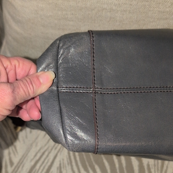 HOBO Grey Leather With Dark Brown Shoulder Strap - Nwot - Picture 8 of 14